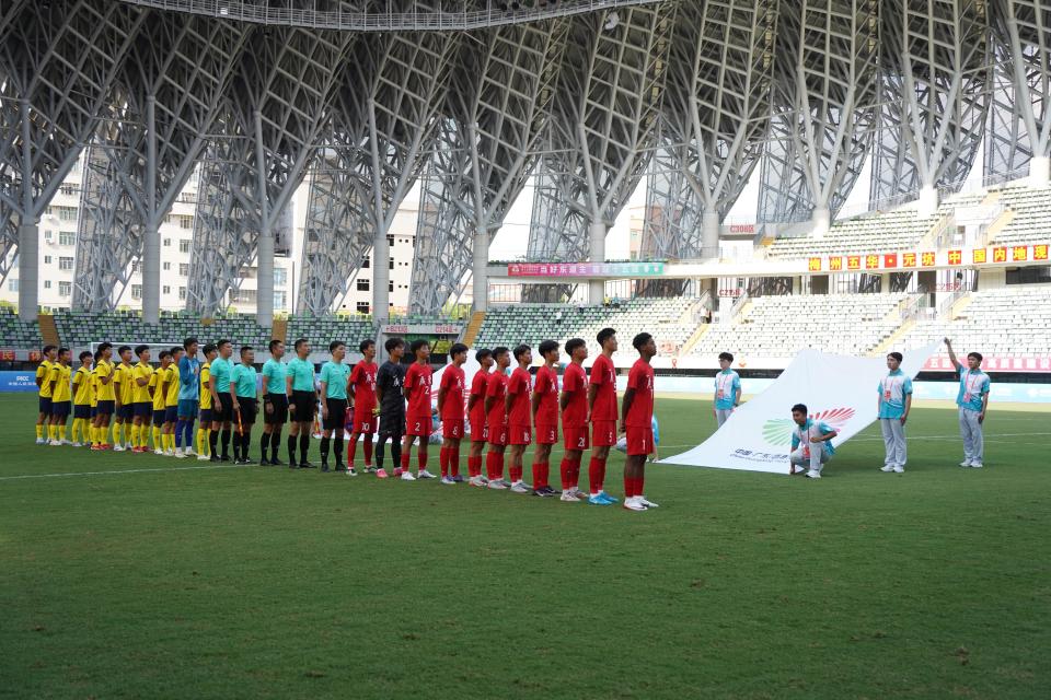 全国最高级, 足球发展重 全国最高级, 足球发展重