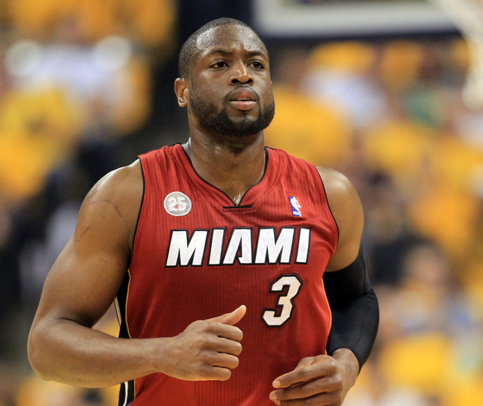 然不及詹姆, 尊重 然不及詹姆, 尊重